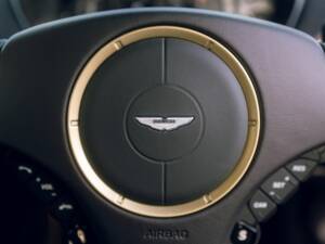 Imagen 47/50 de Aston Martin Vanquish Zagato Shooting Brake (2019)