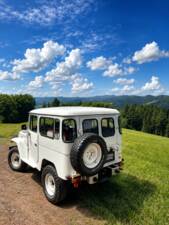 Image 11/67 of Toyota Land Cruiser FJ 40 (1982)
