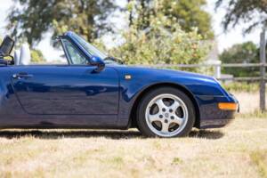 Afbeelding 27/50 van Porsche 911 Carrera (1995)