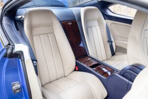 Image 34/75 of Bentley Continental GT (2004)