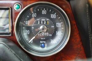 Image 42/50 of Jensen Interceptor MK III (1976)