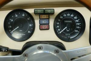 Image 16/50 of Morgan Plus 8 Inj. (1987)