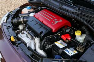 Imagen 10/50 de Abarth 695 "Edizione Maserati" (2013)