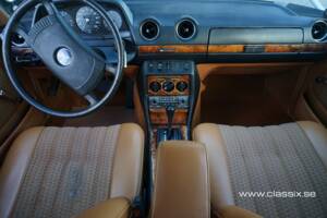 Bild 8/18 von Mercedes-Benz 280 CE (1977)