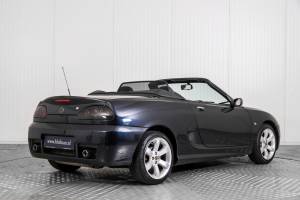 Image 2/40 of MG TF 135 (2002)