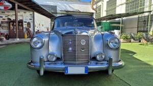 Image 49/61 de Mercedes-Benz 220 S Cabriolet (1957)