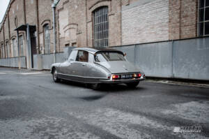 Bild 6/10 von Citroën DS 21 Pallas (1972)
