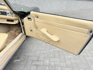 Image 31/50 de Mercedes-Benz 280 SL (1970)
