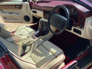 Afbeelding 7/54 van Aston Martin Virage Volante (1996)