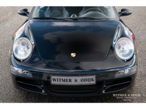 Bild 14/29 von Porsche 911 Carrera 4S (2006)