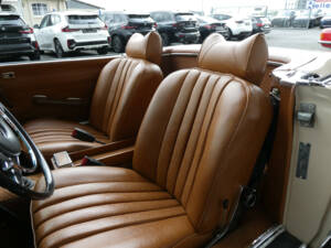 Imagen 11/25 de Mercedes-Benz 280 SL (1969)