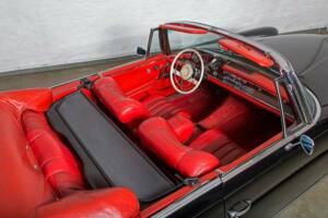 Image 26/34 of Mercedes-Benz 280 SE (1966)