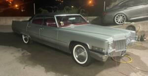 Image 27/51 de Cadillac Sedan DeVille (1970)