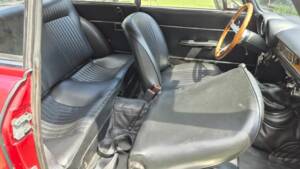 Bild 34/50 von Alfa Romeo Giulia 1300 GT Junior (1971)