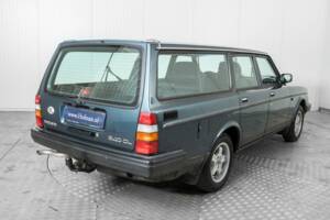 Immagine 27/50 di Volvo 240 GL (1990)
