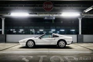 Image 1/72 of Ferrari 208 GTS Turbo (1985)