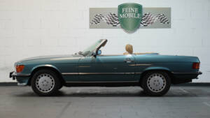 Immagine 2/42 di Mercedes-Benz 560 SL (1989)