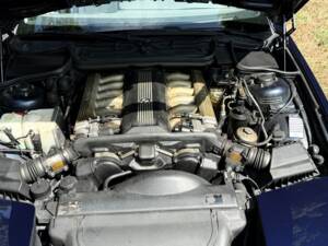 Image 10/22 of BMW 850i (1990)