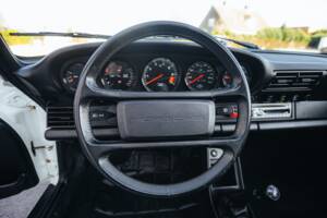 Bild 22/27 von Porsche 911 Carrera 3.2 (1989)