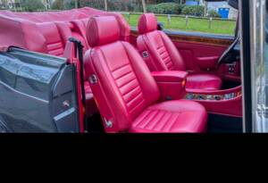 Image 19/22 of Rolls-Royce Corniche IV (1995)