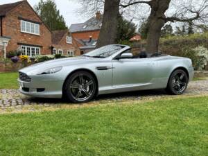 Immagine 4/28 di Aston Martin DB 9 (2009)
