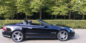 Image 17/45 of Mercedes-Benz SL 350 (2010)