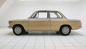 Immagine 2/20 di BMW 2002 (1971)