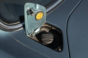 Bild 17/50 von Jaguar XJ 8 Executive (1997)