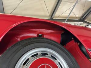 Image 26/27 of Mercedes-Benz 280 SL (1969)