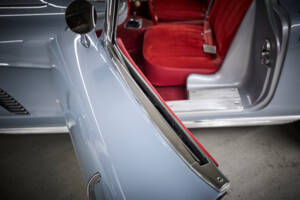 Image 30/78 of Chevrolet Corvette (1962)