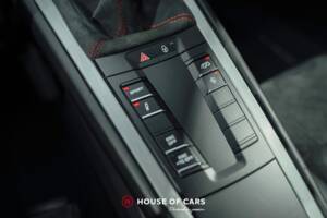 Bild 22/24 von Porsche 911 GT3 (2018)