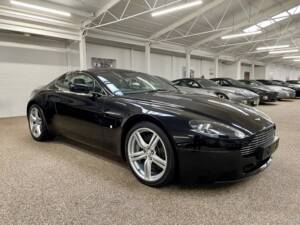 Afbeelding 2/12 van Aston Martin V8 Vantage (2009)