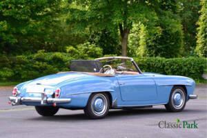 Image 4/50 of Mercedes-Benz 190 SL (1961)