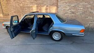 Image 89/147 de Mercedes-Benz 450 SEL 6,9 (1976)