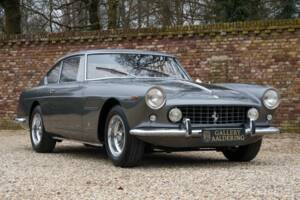 Image 25/50 of Ferrari 250 GT/E (1962)