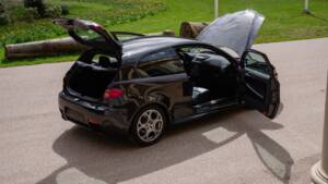 Image 54/60 of Alfa Romeo 147 3.2 GTA (2003)