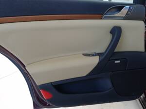 Imagen 38/42 de Lancia Thesis 2.4 (2002)