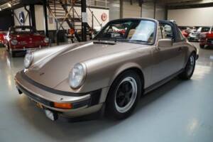 Immagine 47/50 di Porsche 911 SC 3.0 (1982)