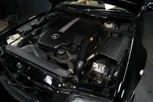 Image 27/30 de Mercedes-Benz SL 500 (2001)