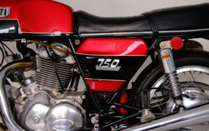 Immagine 55/96 di Ducati 750 GT (1974)