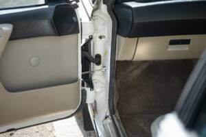 Bild 21/44 von BMW 628 CSi (1900)