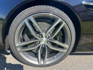 Bild 46/57 von Aston Martin Virage (2011)