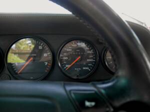 Bild 16/32 von Porsche 911 Carrera 4 (1992)