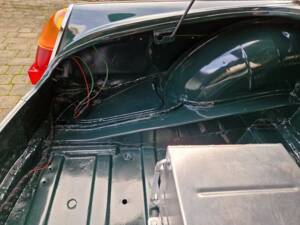 Image 40/50 of MG MGB GT (1965)