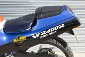 Bild 29/47 von Honda VFR 400 R (1988)