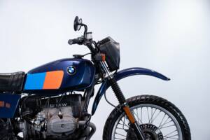 Bild 47/50 von BMW DUMMY (1988)