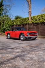 Immagine 8/41 di Triumph TR 6 PI (1972)
