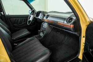 Bild 12/50 von Mercedes-Benz 300 TD Turbodiesel (1981)