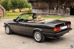 Bild 7/83 von BMW 325i (1990)