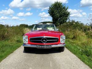 Mercedes-Benz 280 SL Roadster "Pagode" (W 113) 1969